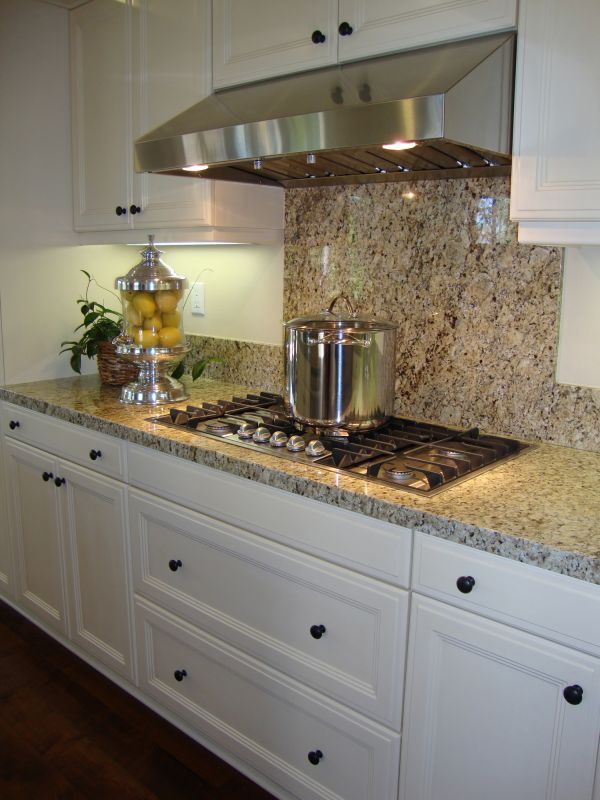 Granite Countertop with Backsplash